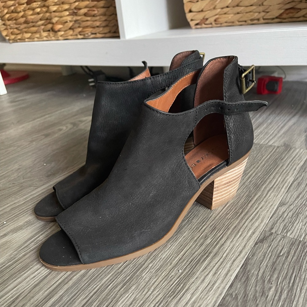 Lucky Brand Black Ankle Booties Size 8.5